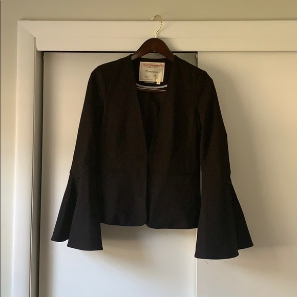 Cartonnier Bell Sleeve Blazer - Picture 2 of 5